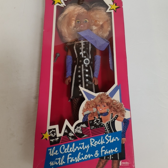 11 1/2" LACE Celebrity Rock Star African American Doll Creata. New - Picture 6 of 9